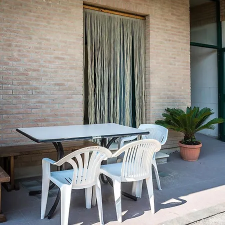 Se008 - Senigallia, Bilocale Sul Mare Con Spiaggia