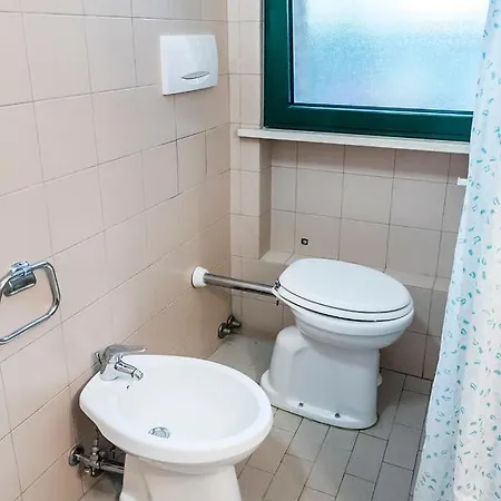 Se008 - Senigallia, Bilocale Sul Mare Con Spiaggia * 西尼加利亚