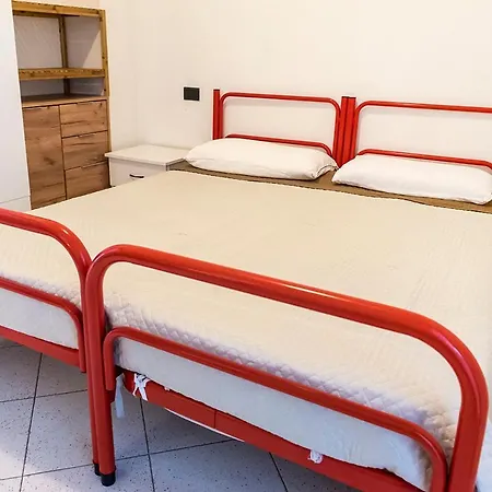 Se008 - Senigallia, Bilocale Sul Mare Con Spiaggia Daire *